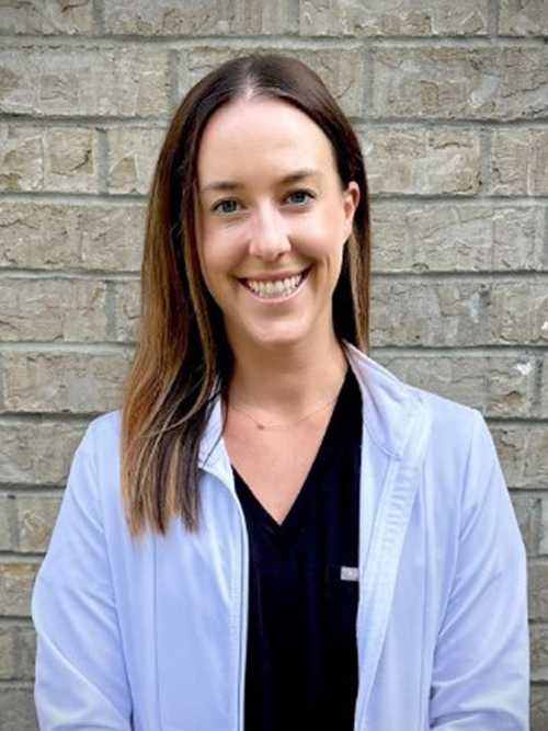 dr regan aiello of platinum family dental